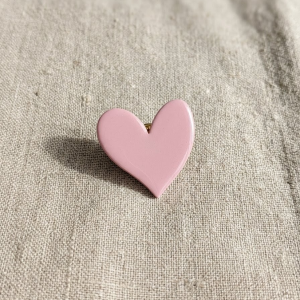 Broche cœur rose pastel