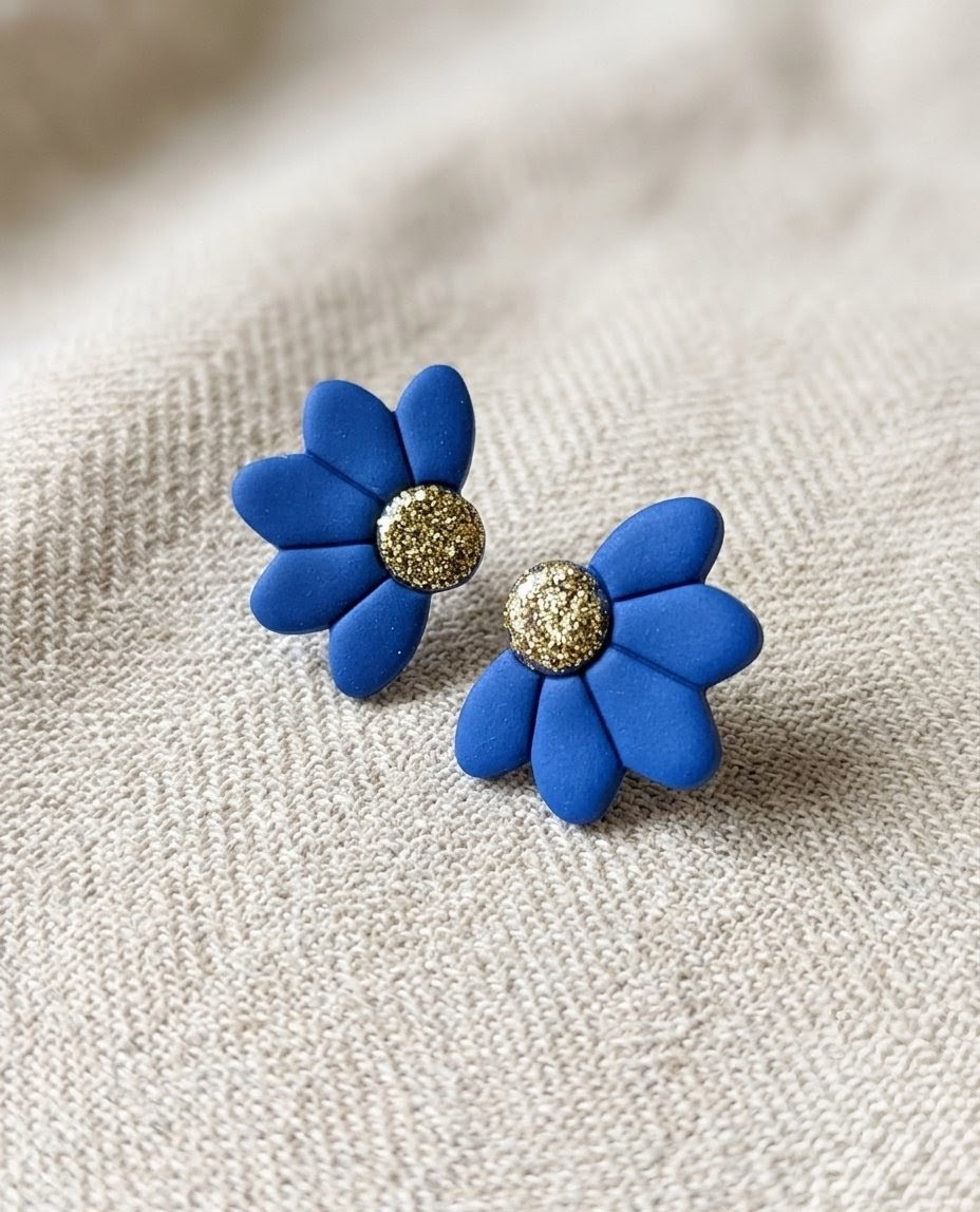 Boucles d'Oreilles "Marguerite Bleue"