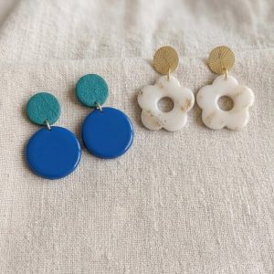 Les boucles d'oreilles en pâte polymère