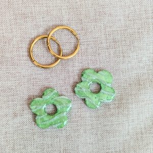 Créoles interchangeables en acier inoxydable – Fleurs en résine